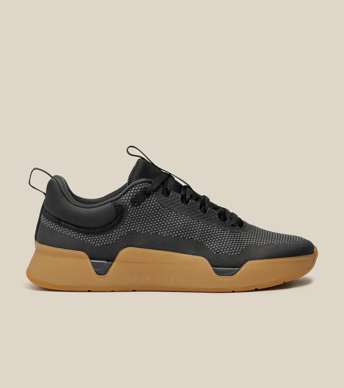 move trainer Black / Gum