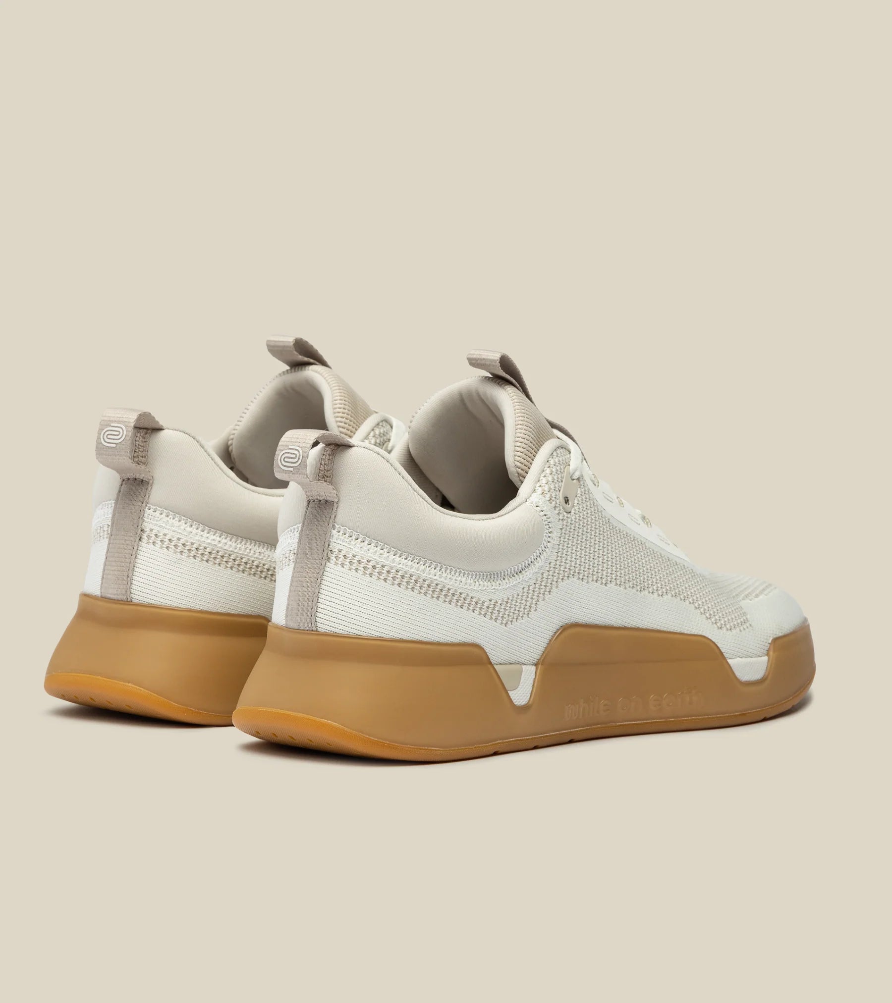 move trainer Sand / Gum