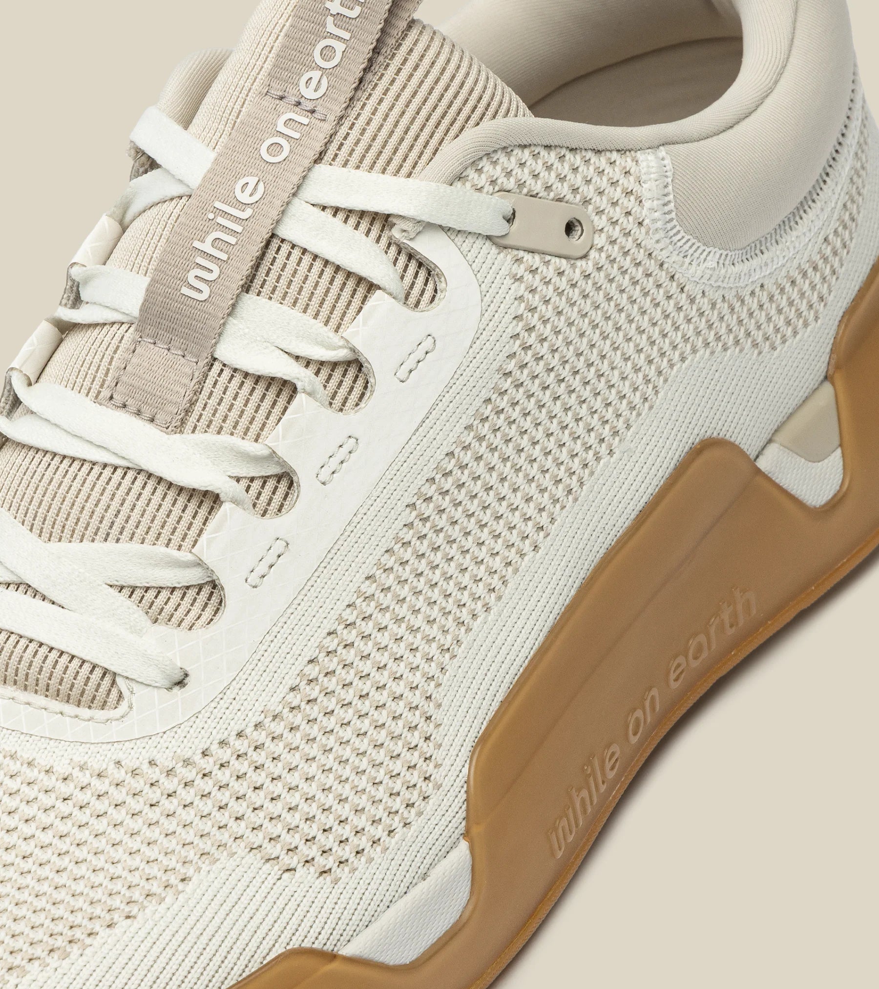 move trainer Sand / Gum